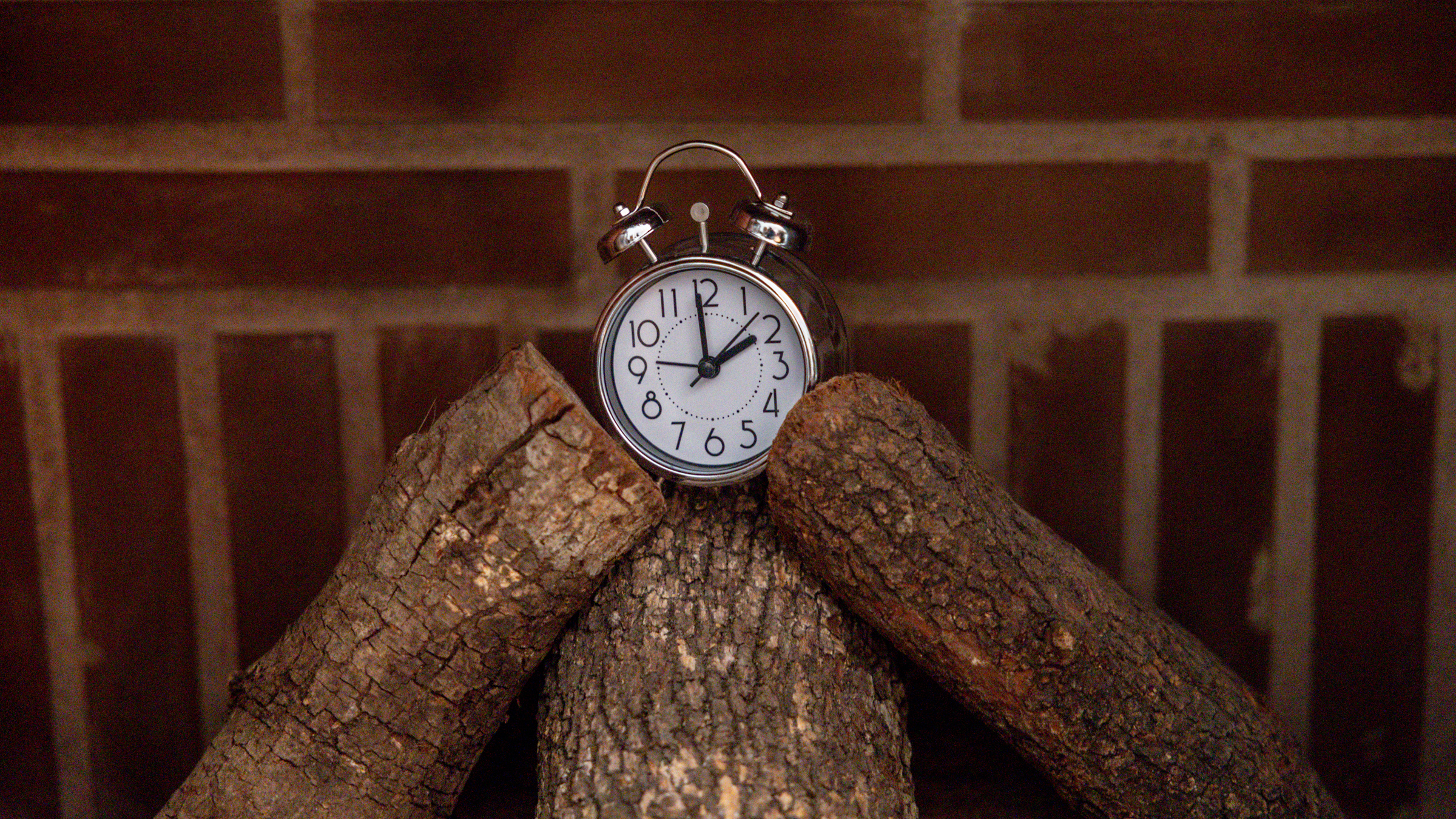 The time changes this weekend: Why we still have to 'fall back' — FOX 5 NY (WNYW)