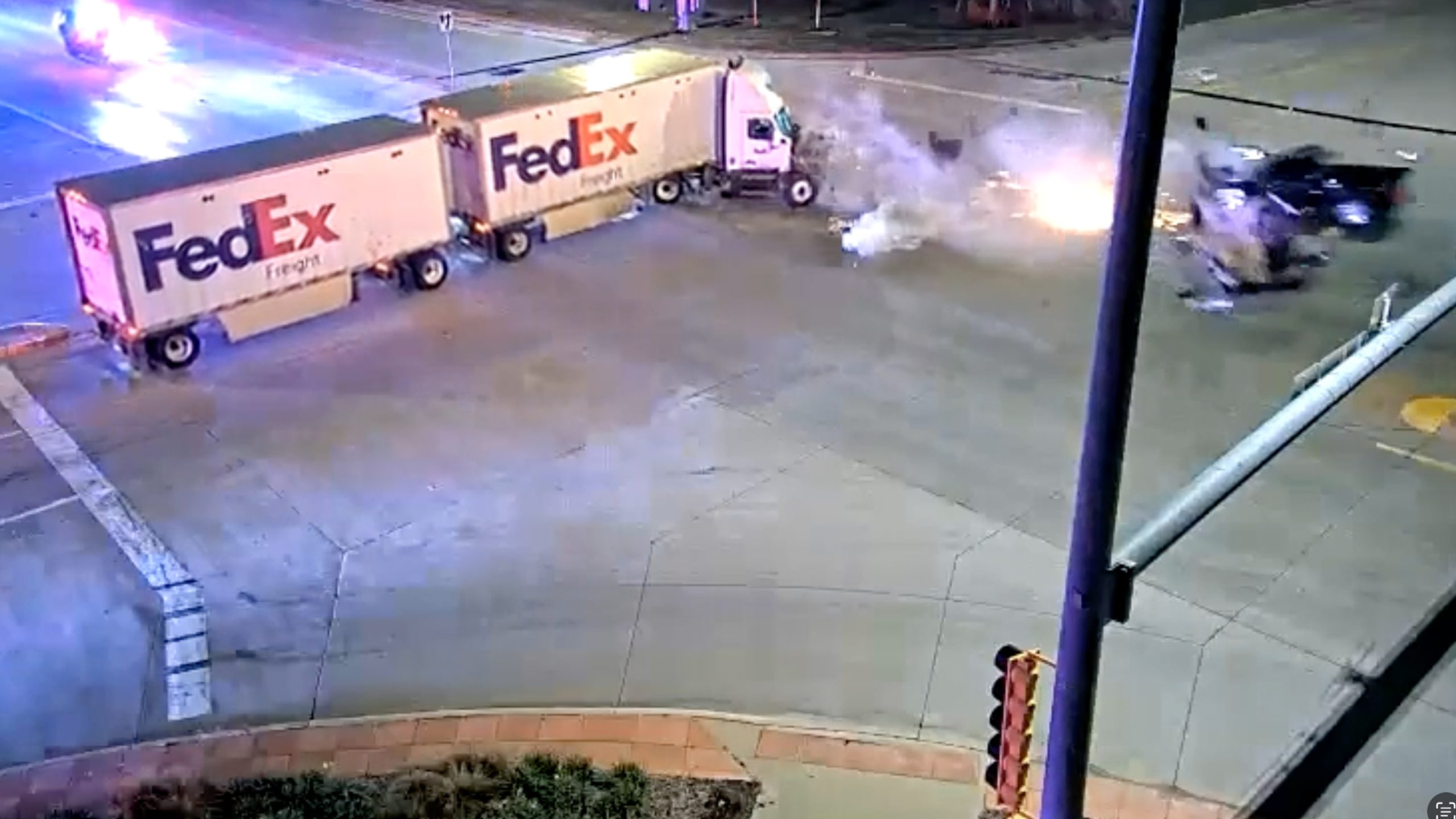 Watch: Suspect fleeing from police crashes into FedEx semi-truck — Huntington Community news