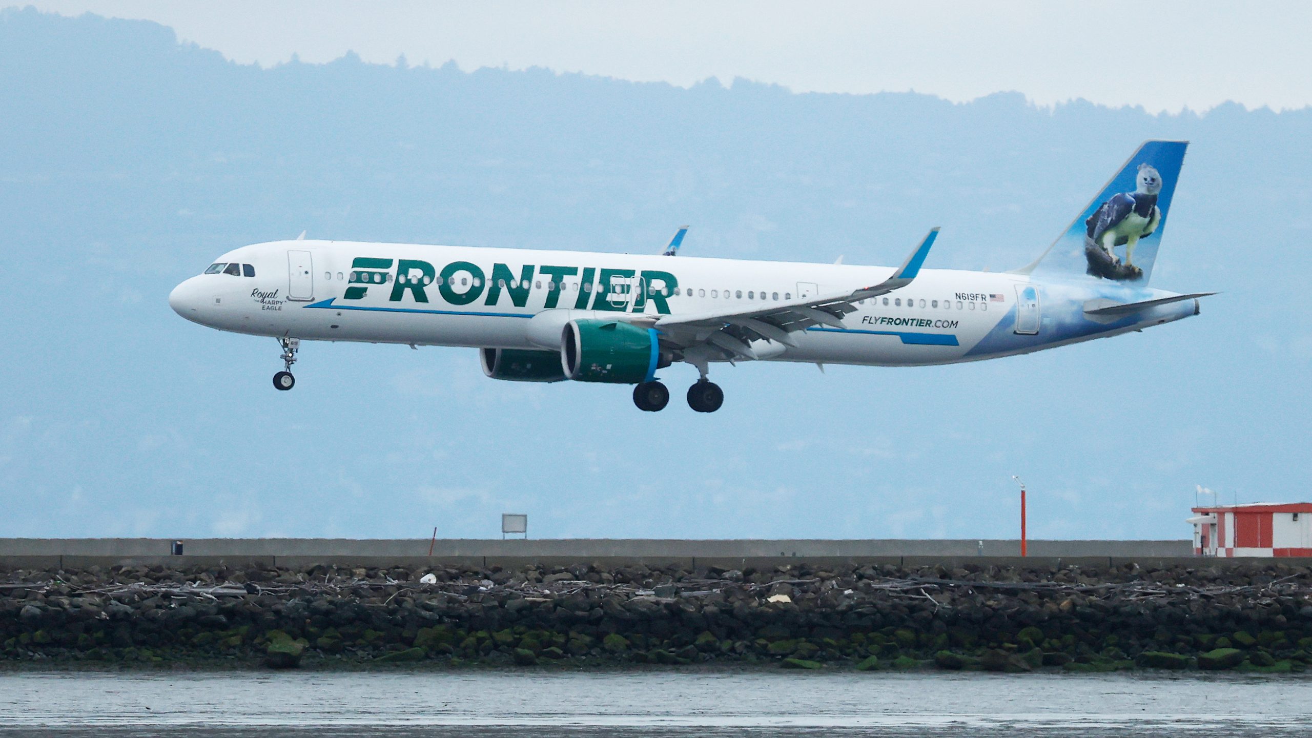 Frontier Airlines posts surprise profit after prices increase, rivals pull back — Huntington Community news